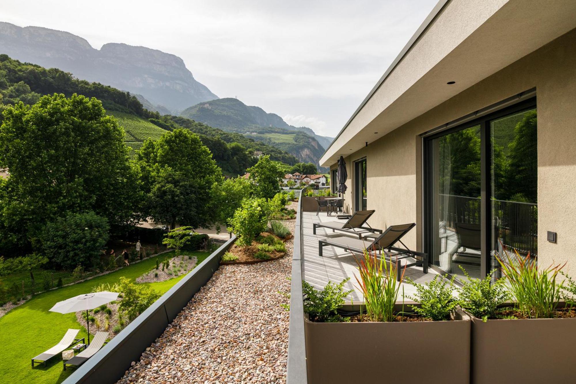 Belia Lofts - Adults Only - Apartments Eppan an der Weinstraße Exteriör bild