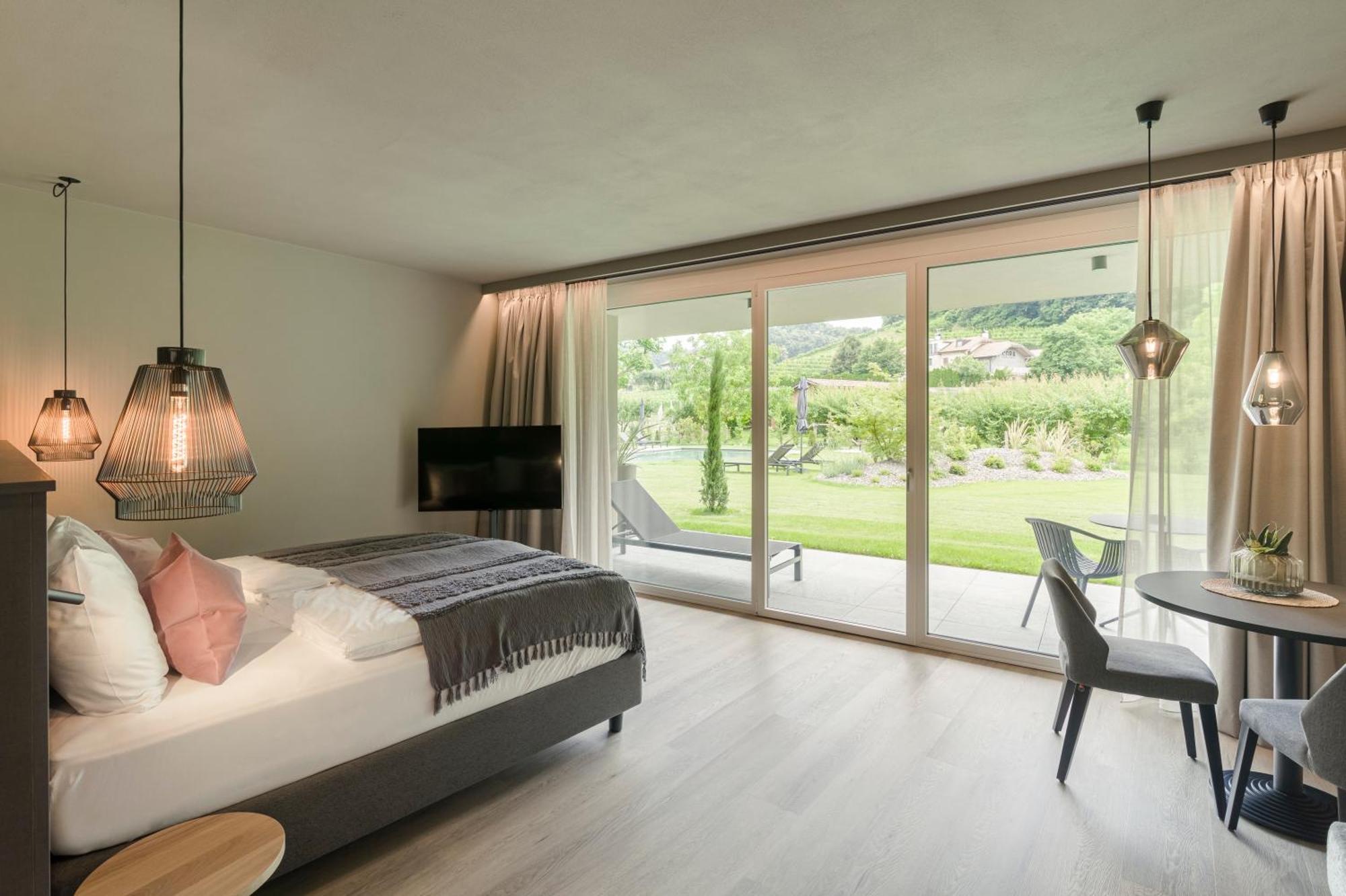 Belia Lofts - Adults Only - Apartments Eppan an der Weinstraße Exteriör bild