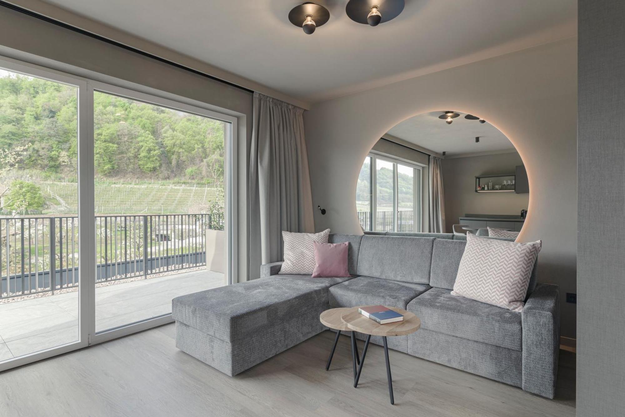 Belia Lofts - Adults Only - Apartments Eppan an der Weinstraße Exteriör bild